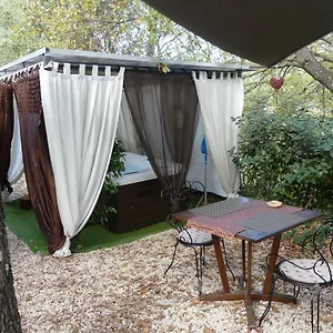  Couette-café Au Cabanon Chez Nath - Chbre D'hôtes -